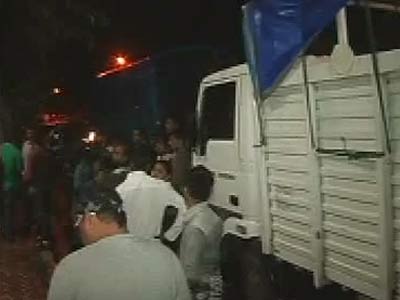 मुंबई : रेलवे कंपाउंड से 200 करोड़ कैश बरामद मुंबई : रेलवे कंपाउंड से 200 करोड़ कैश बरामद