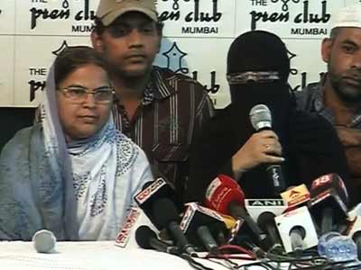 सीबीआई की रिपोर्ट से हम खुश हैं : इशरत की बहन