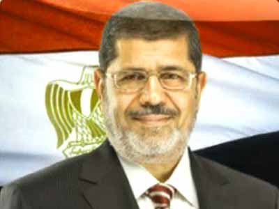 मिस्र : सेना ने तख्तापलट कर मुर्सी को हटाया मिस्र : सेना ने तख्तापलट कर मुर्सी को हटाया