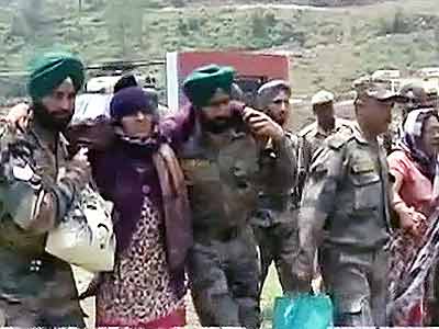 Videos : प्रलय का सामना किया भारतीय सेना ने