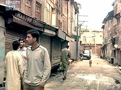 Video : Reality Bites: A forgotten corner of Srinagar (Aired: September 2002)