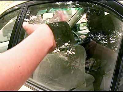 नोट के लालच में न बन जाए 'ठक-ठक गैंग' का शिकार