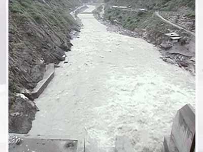 भाखड़ा बांध में भर गया है रिकॉर्ड पानी