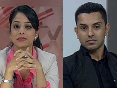 'Fakebook' democracy: Congress, BJP in a 'social media scam'