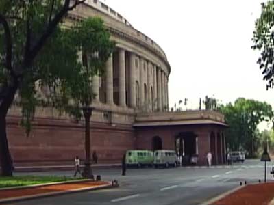 न्यूजरूम : SC बोली, सजा मिली तो जाएगी सदस्यता