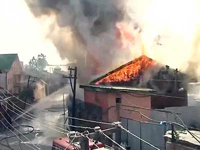 Videos : श्रीनगर : सचिवालय के रिकॉर्ड रूम में लगी भीषण आग
