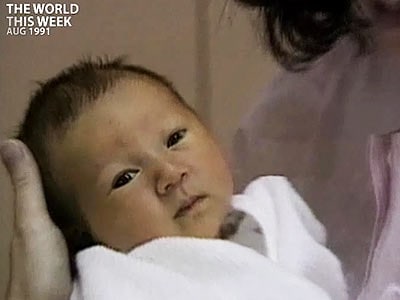 Video : The World This Week: Japanese babies, out of stock (Aired: August 1991)