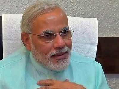'विकास पुरुष' नरेंद्र मोदी ने खेला हिंदू कार्ड
