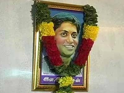 Video : Tamil Nadu: Dalit man Ilavarasan laid to rest, family plans memorial
