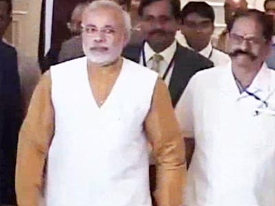 Rs 5 per-head Narendra Modi rally shows real market value, says Congress
