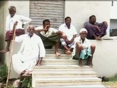 Video : Panchayat seats up for auction in Andhra Pradesh