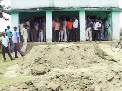 इंडिया इस हफ्ते : स्कूल में खाने का खौफ