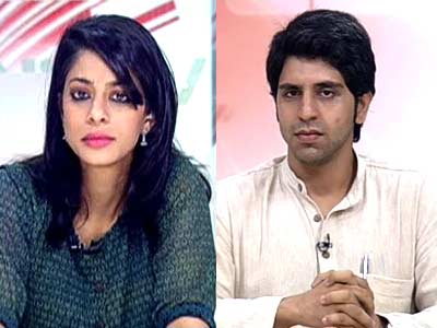 Authorised vs author: parties, leaders on social media