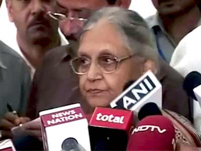 'बारिश रुकने के लिए ईश्वर से करें प्रार्थना'