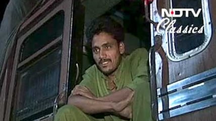Chai Stop: Discovering politics on the road (Aired: April 2004)