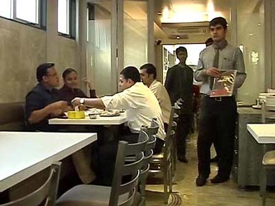 Video : Stop mocking government: Congress workers target Mumbai restaurant