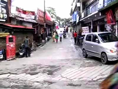 Video : In Uttarakhand, popular tourist destinations wear a deserted look