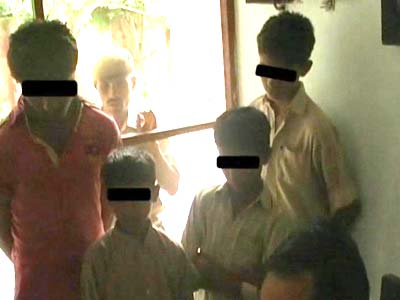 UP government gives disputed land to Pratapgarh orphans living in graveyard