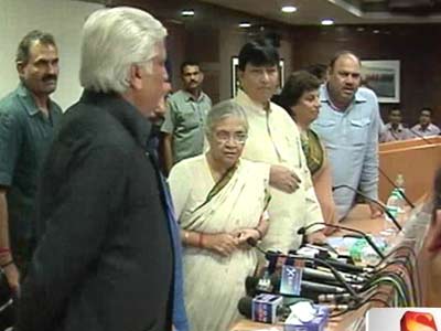 Delhi's power of attorney dilemma Delhi's power of attorney dilemma