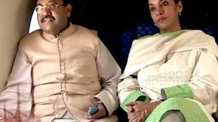 Chai Stop: Shabana Azmi, a political paradox (Aired: May 2004)