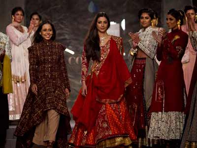 Tabu scorches the ramp as Draupadi