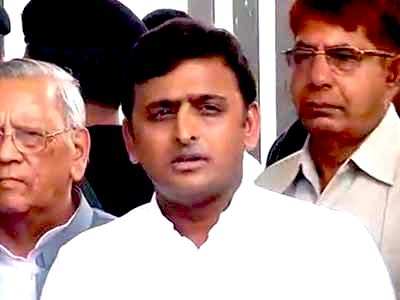 Video : We have taken the right decision: Akhilesh Yadav on IAS officer Durga