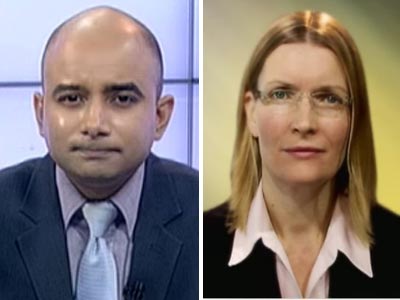 StanChart's Sarah Hewin on FOMC meet