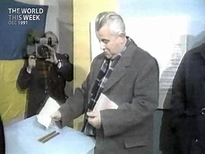 Video : The World This Week: Beginning of the end for Soviet Union? (Aired: December 1991)