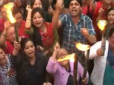 गोरखालैंड की मांग को लेकर प्रदर्शन तेज