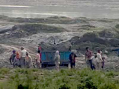 पूरे देश में बिना पर्यावरणीय मंजूरी के खनन पर रोक लगी