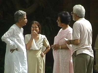 छुपारुस्तम : मान न मान, मैं तेरा मेहमान