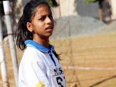 Shah Rukh Khan's daughter Suhana follows father's footsteps