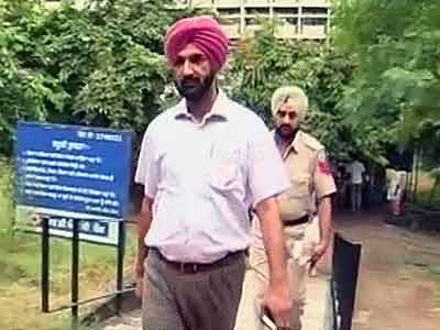 पंजाब : IAS अफसर को घोटाला उजागर करने की सजा