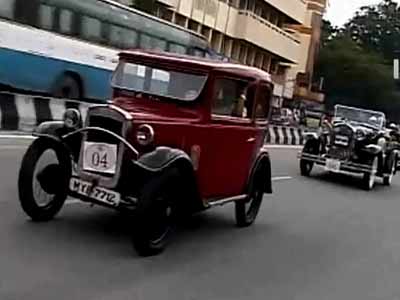 Video : Bangalore's vintage beauties hit the road, some over 100 years old