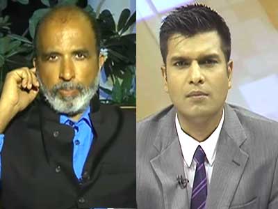 नेता तोड़ रहे सेना का मनोबल?