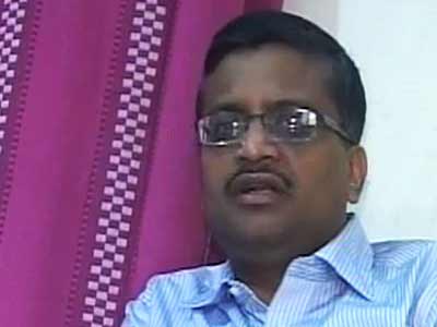 अशोक खेमका की रिपोर्ट में रॉबर्ट वाड्रा पर निशाना