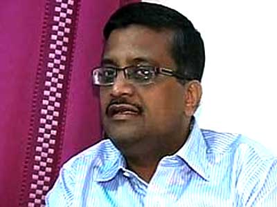 Video : Vadra forged documents to acquire land: IAS officer Ashok Khemka