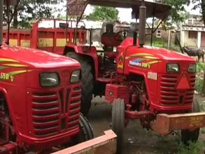 Attacks on bureaucrats who take on mining mafia continue