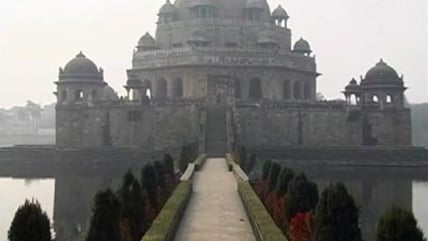 Seven Wonders of India: Sher Shah Suri's tomb (Aired: February 2009)