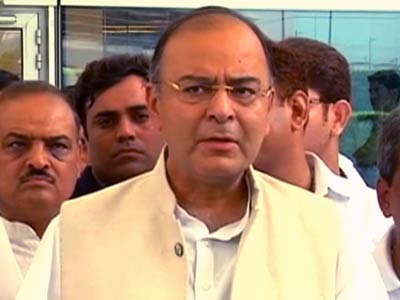 जम्मू और कश्मीर में तनाव जारी