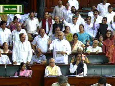 BJP targets Congress on Robert Vadra