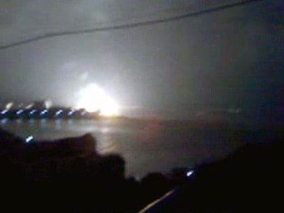 पनडुब्बी आईएनएस सिंधुरक्षक में लगी आग, 18 नौसैनिक फंसे