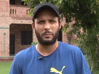 Shahid Afridi praises MS Dhoni's leadership skills