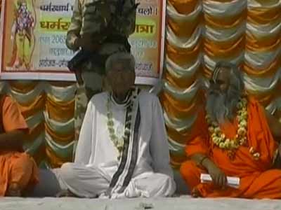 वीएचपी के ऐलान के बाद फैजाबाद में धारा 144 लागू