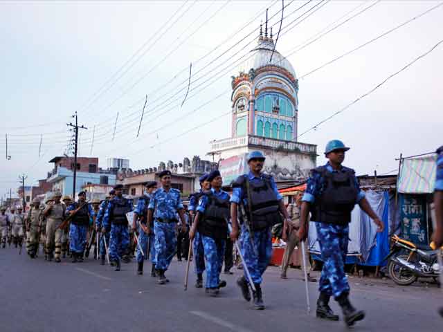 Video : VHP yatra: Ayodhya turns into fortress, 350 arrested in Uttar Pradesh