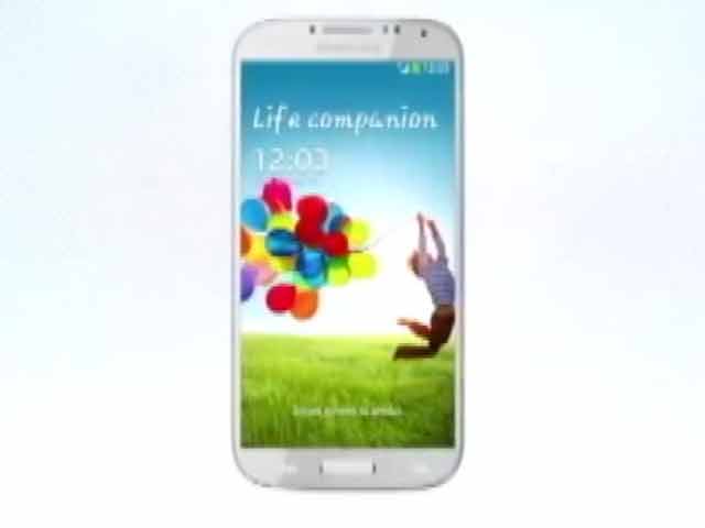 Smartphones overtake feature phones in terms of sales