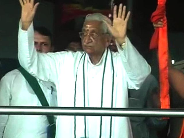 VHP-UP govt showdown over Ayodhya yatra; hundreds arrested