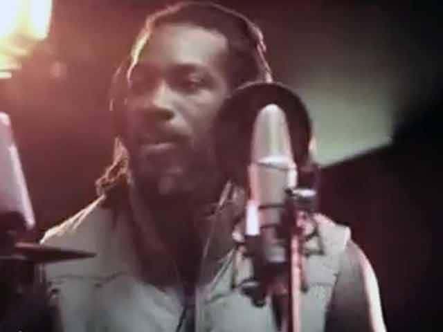 Video : Chris Gayle sings 'Humma, Hummah' for television commercial