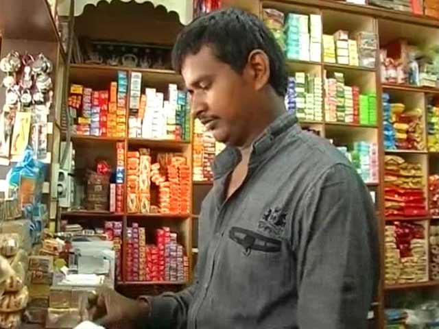 Video : Economy in shambles, jobless engineers turn salesmen, clerks in Andhra Pradesh