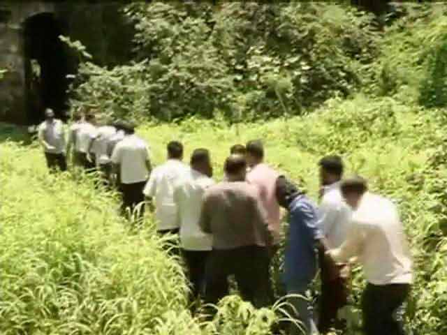 Mumbai gang-rape: Police bring five accused to scene of crime